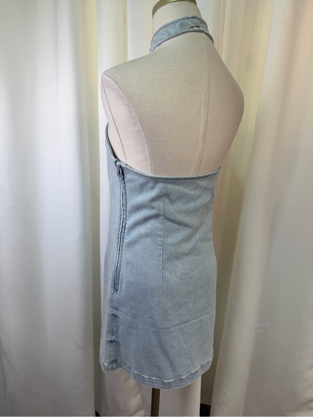 NWT SER.O.YA ‘Hugo’ Denim Halter Crossover Mini Dress in “Coastline” Size Large - Picture 11 of 16